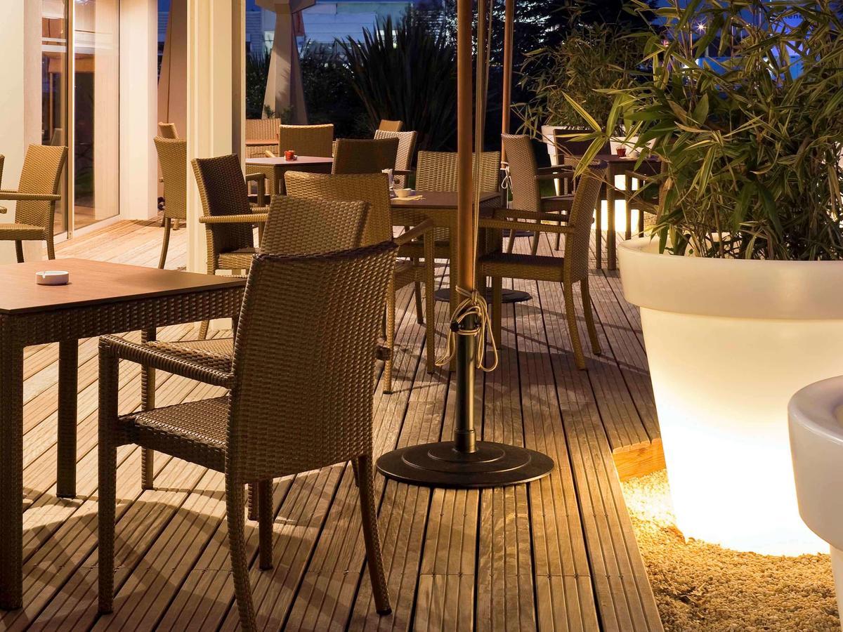 Ibis Styles Cholet Hotel Exterior foto